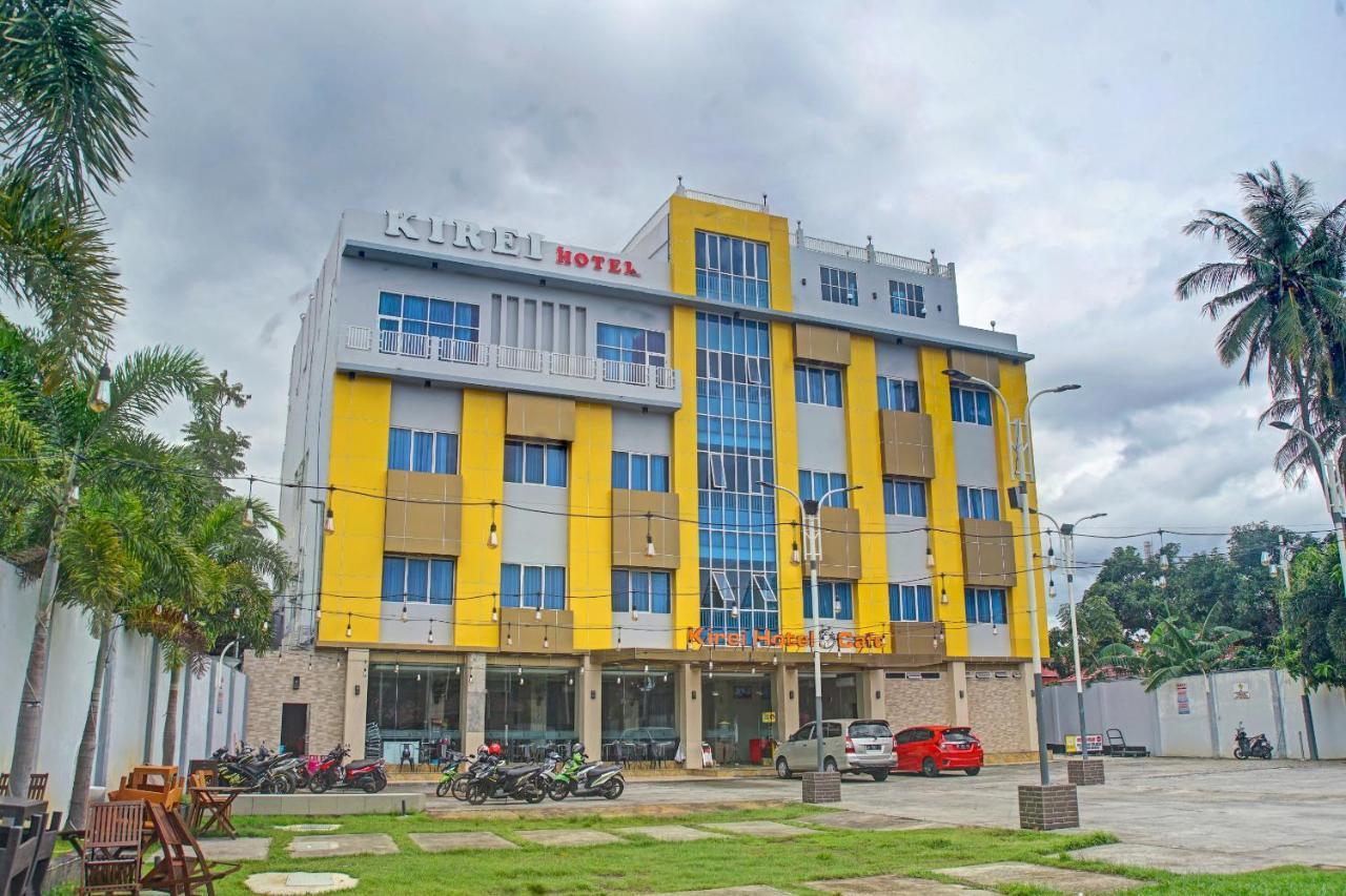 Kirei Hotel Bantaeng Exterior photo