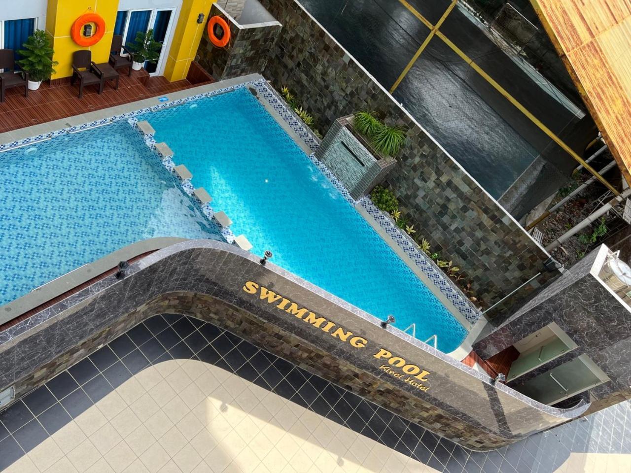 Kirei Hotel Bantaeng Exterior photo